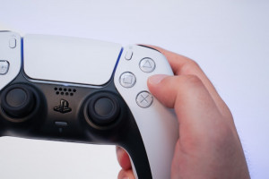 PS5 Confirm Button