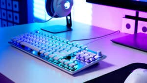 roccat vulkan tkl pro white